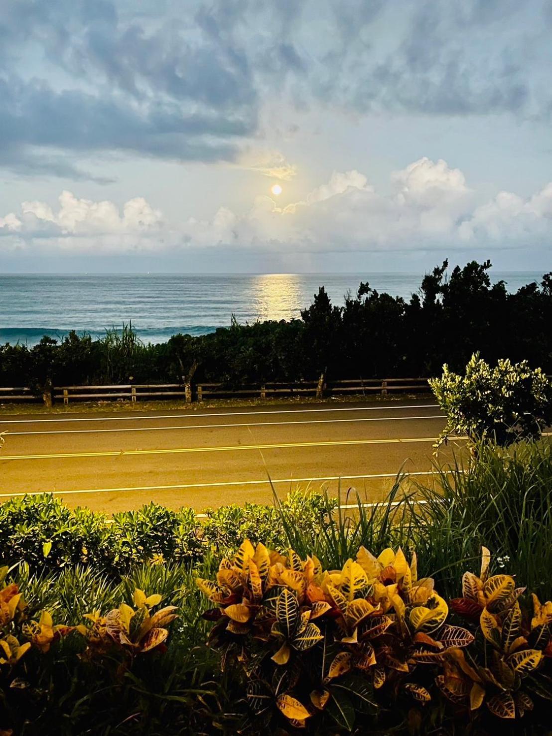 Taitung Blue Sea Villa Чънгун Екстериор снимка