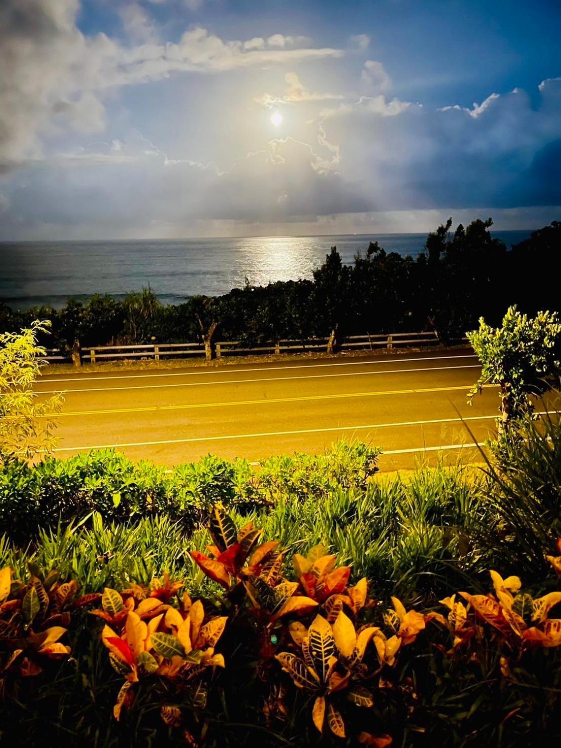 Taitung Blue Sea Villa Чънгун Екстериор снимка