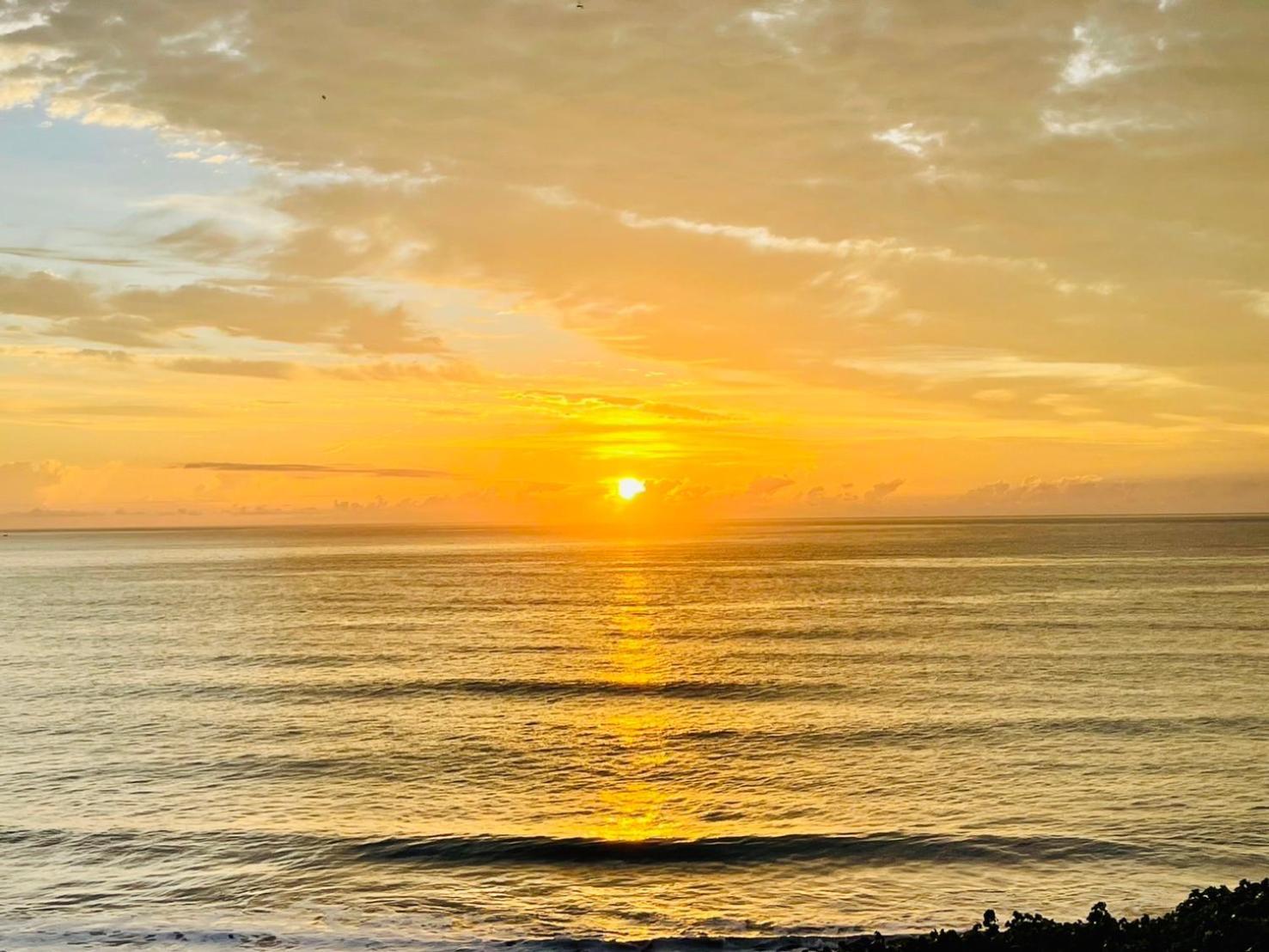 Taitung Blue Sea Villa Чънгун Екстериор снимка