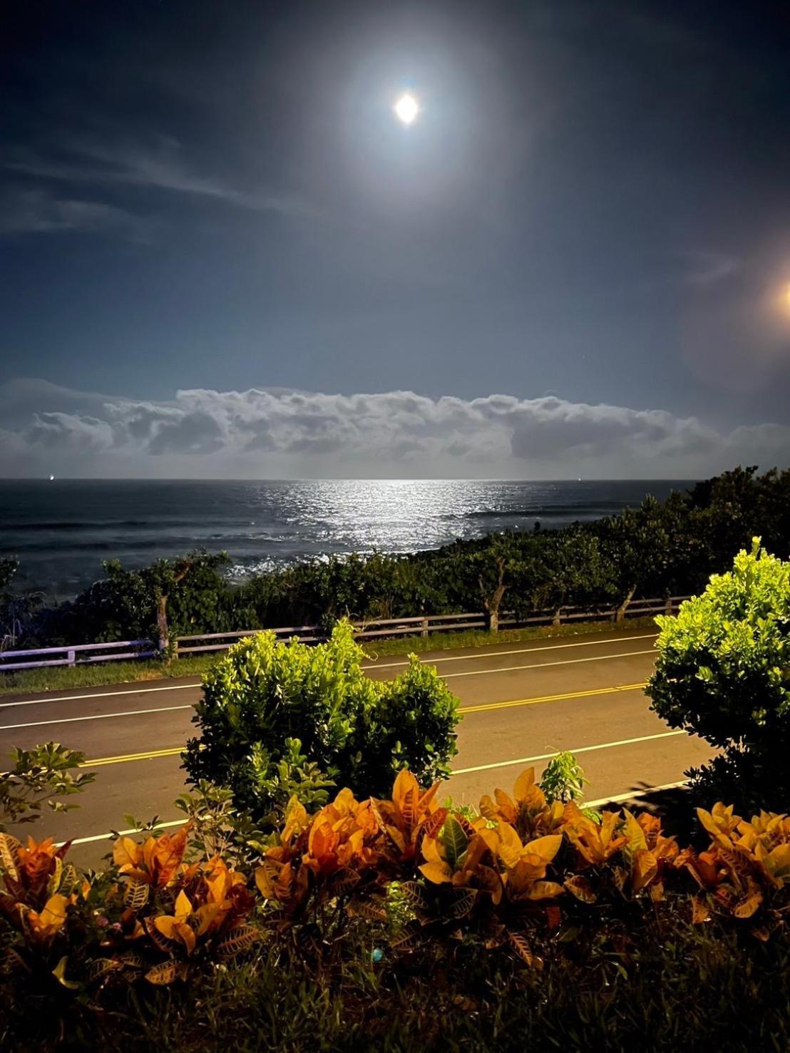 Taitung Blue Sea Villa Чънгун Екстериор снимка