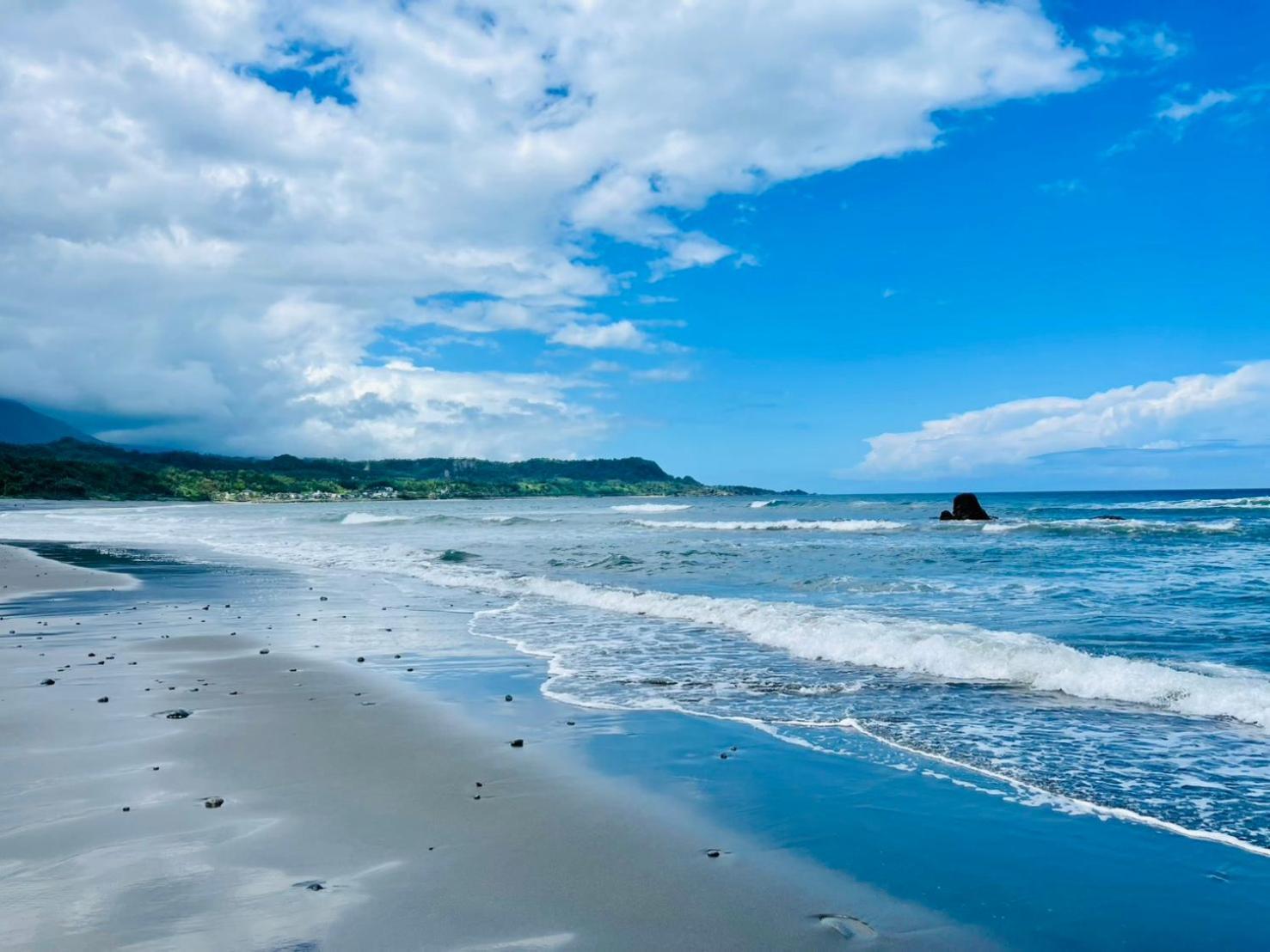 Taitung Blue Sea Villa Чънгун Екстериор снимка